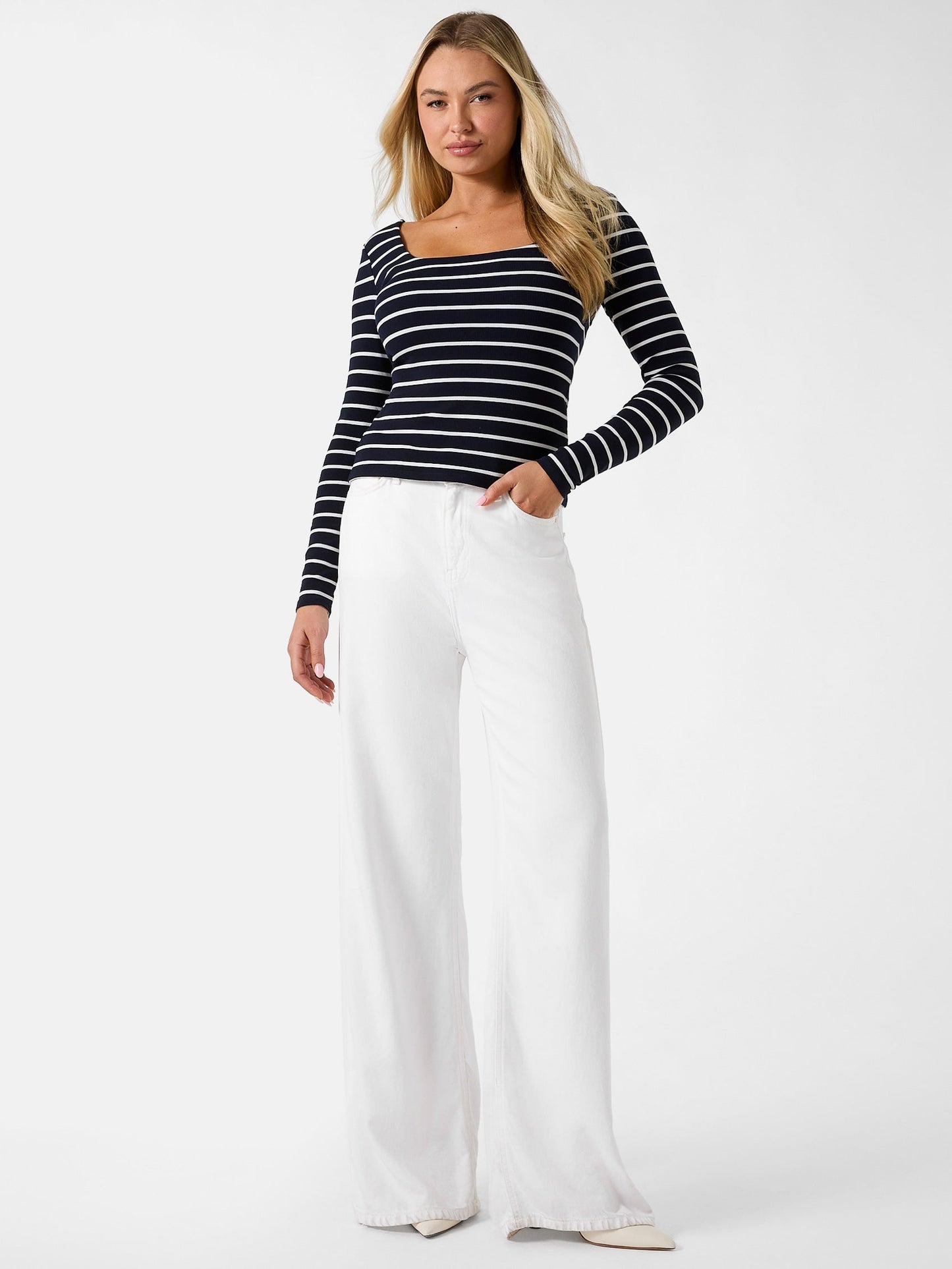 LS SQUARE NECK CHRYS