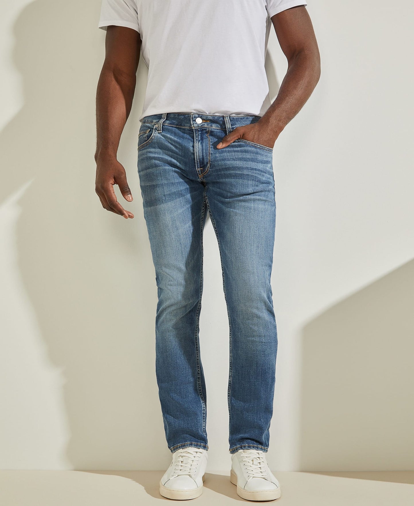 SLIM TAPERED