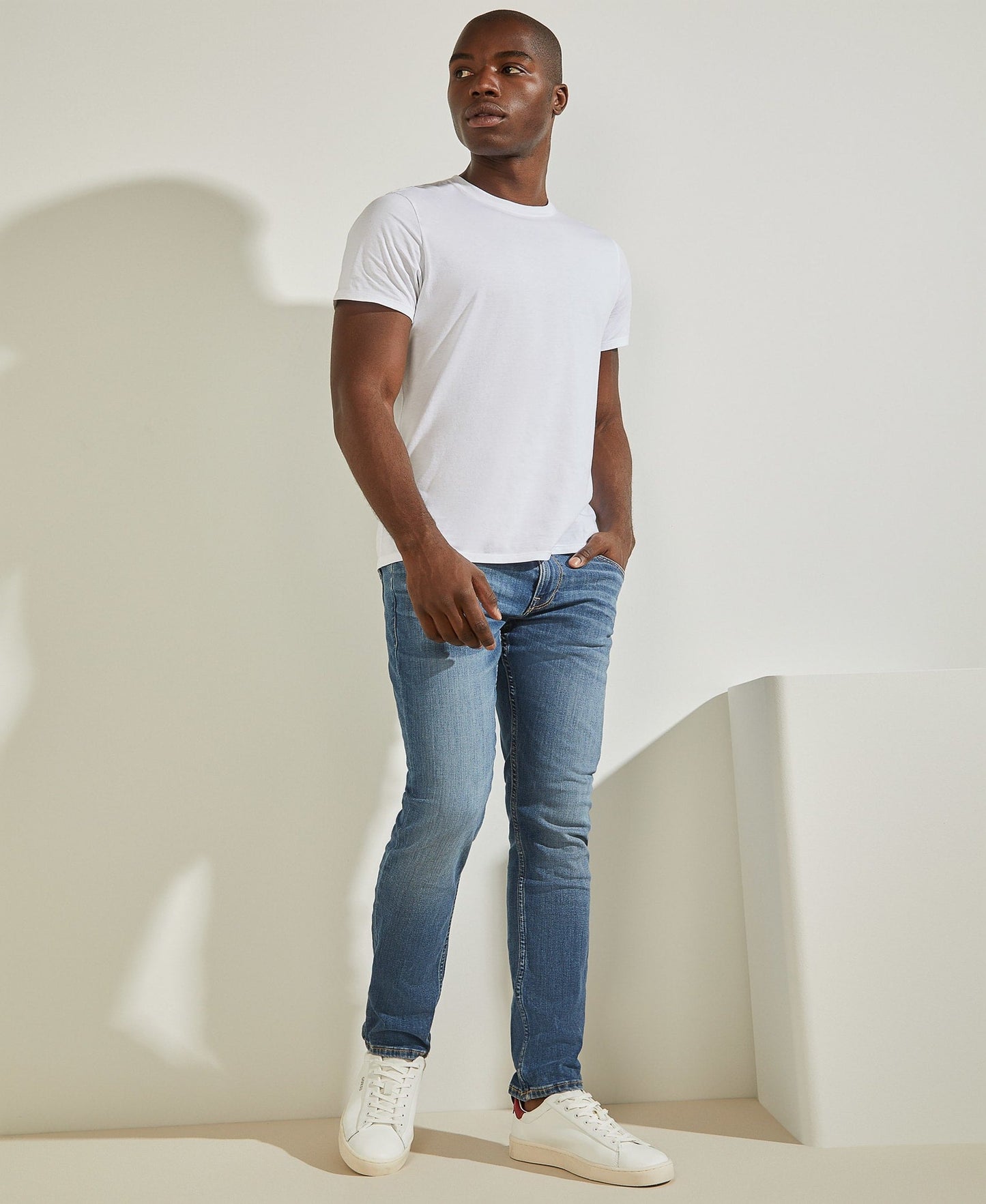 SLIM TAPERED