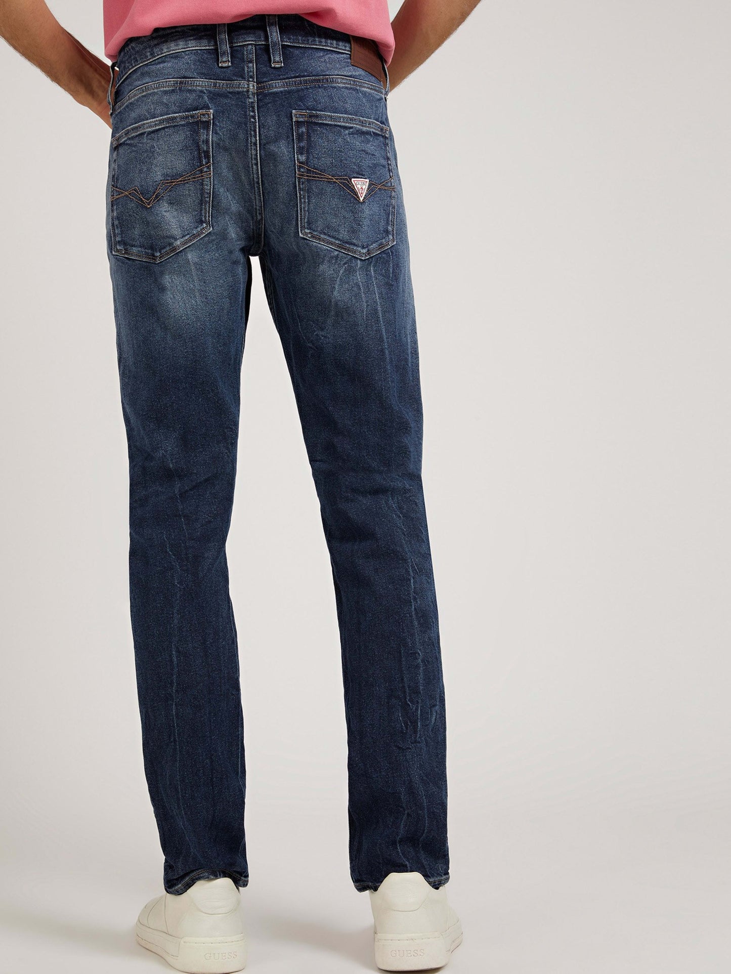 BASIC DENIM JEANS