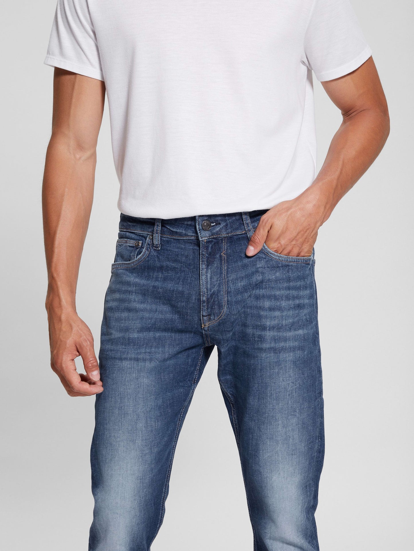 SLIM TAPERED