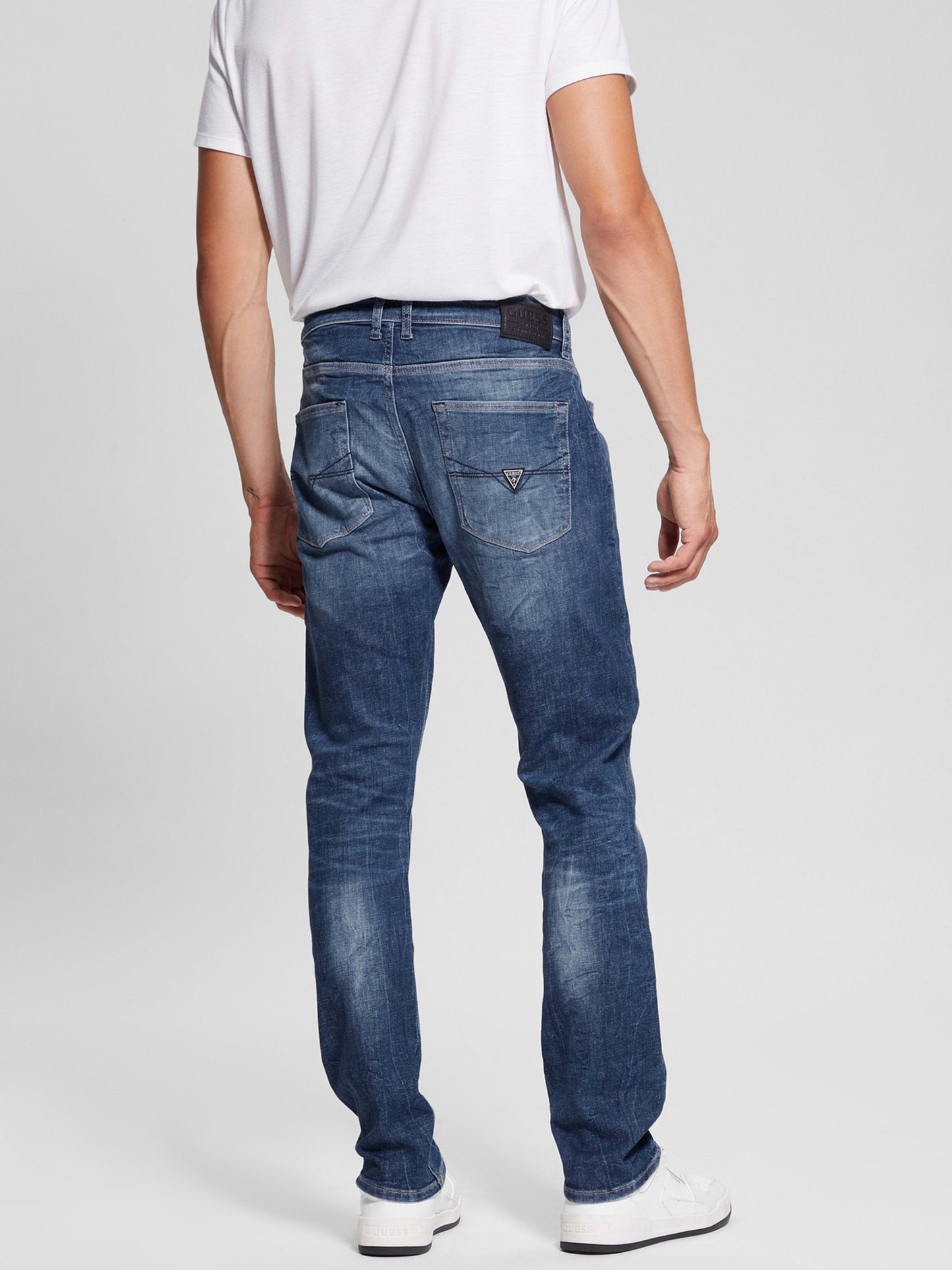 SLIM TAPERED