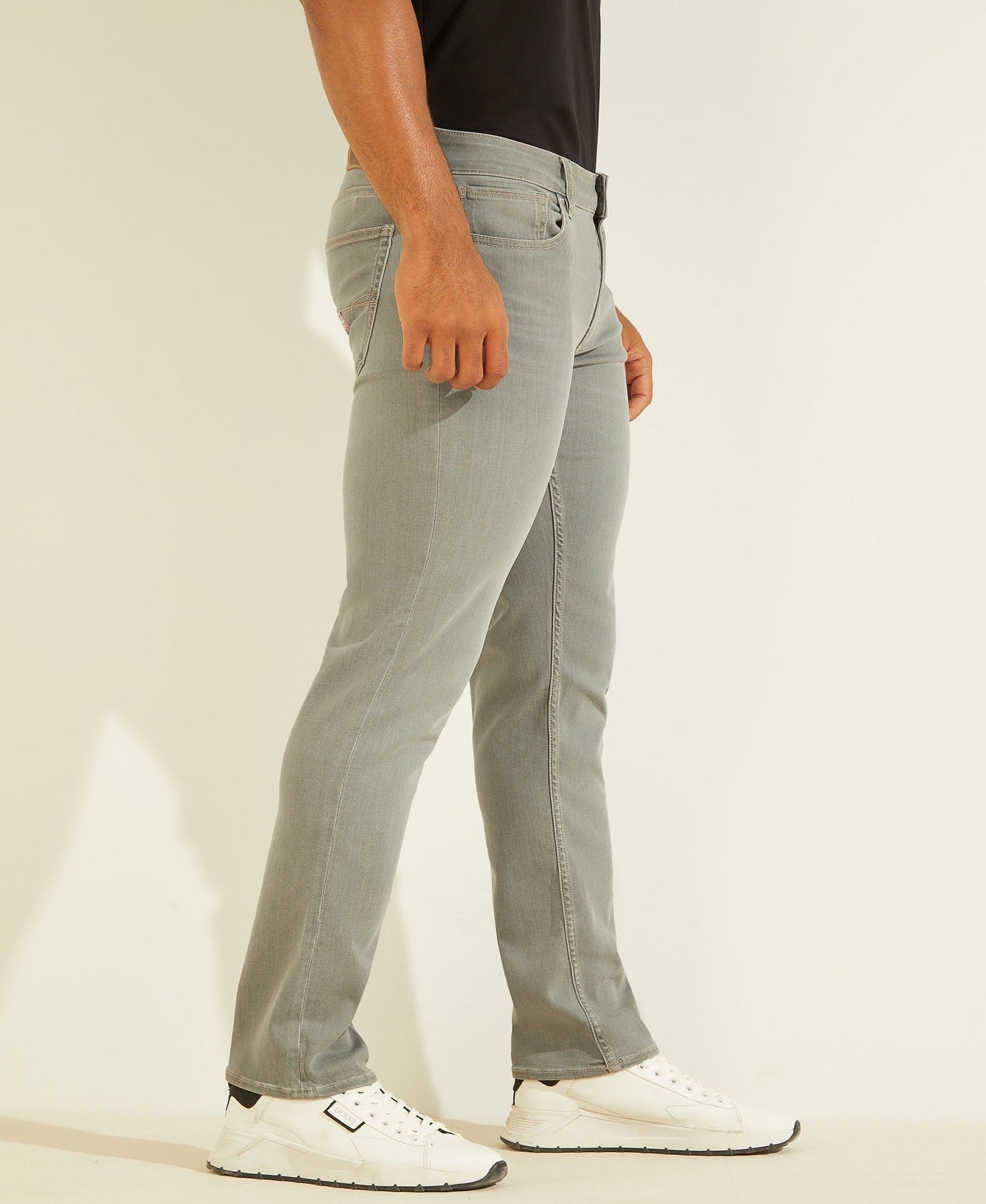 SLIM TAPERED