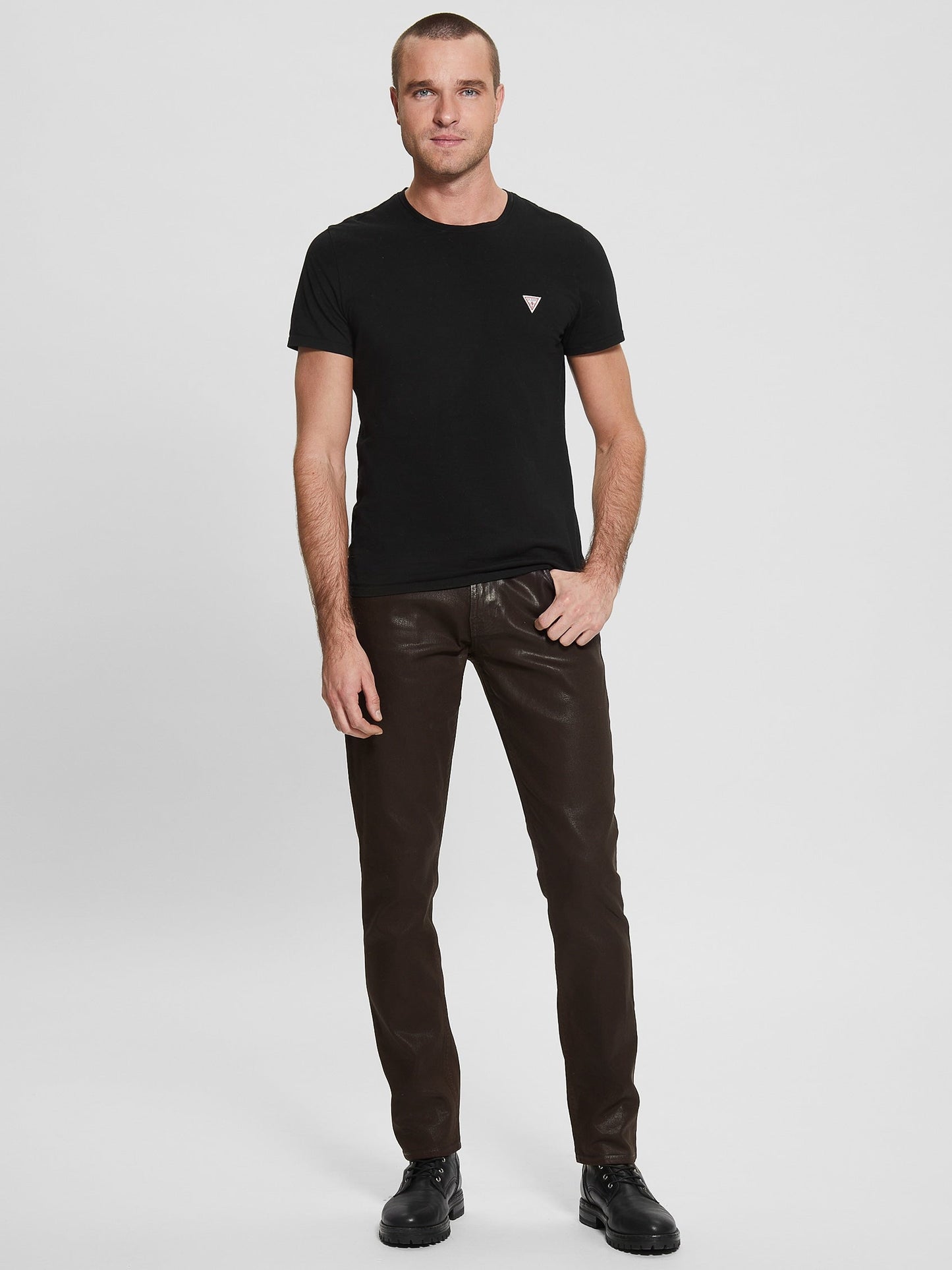 SLIM TAPERED
