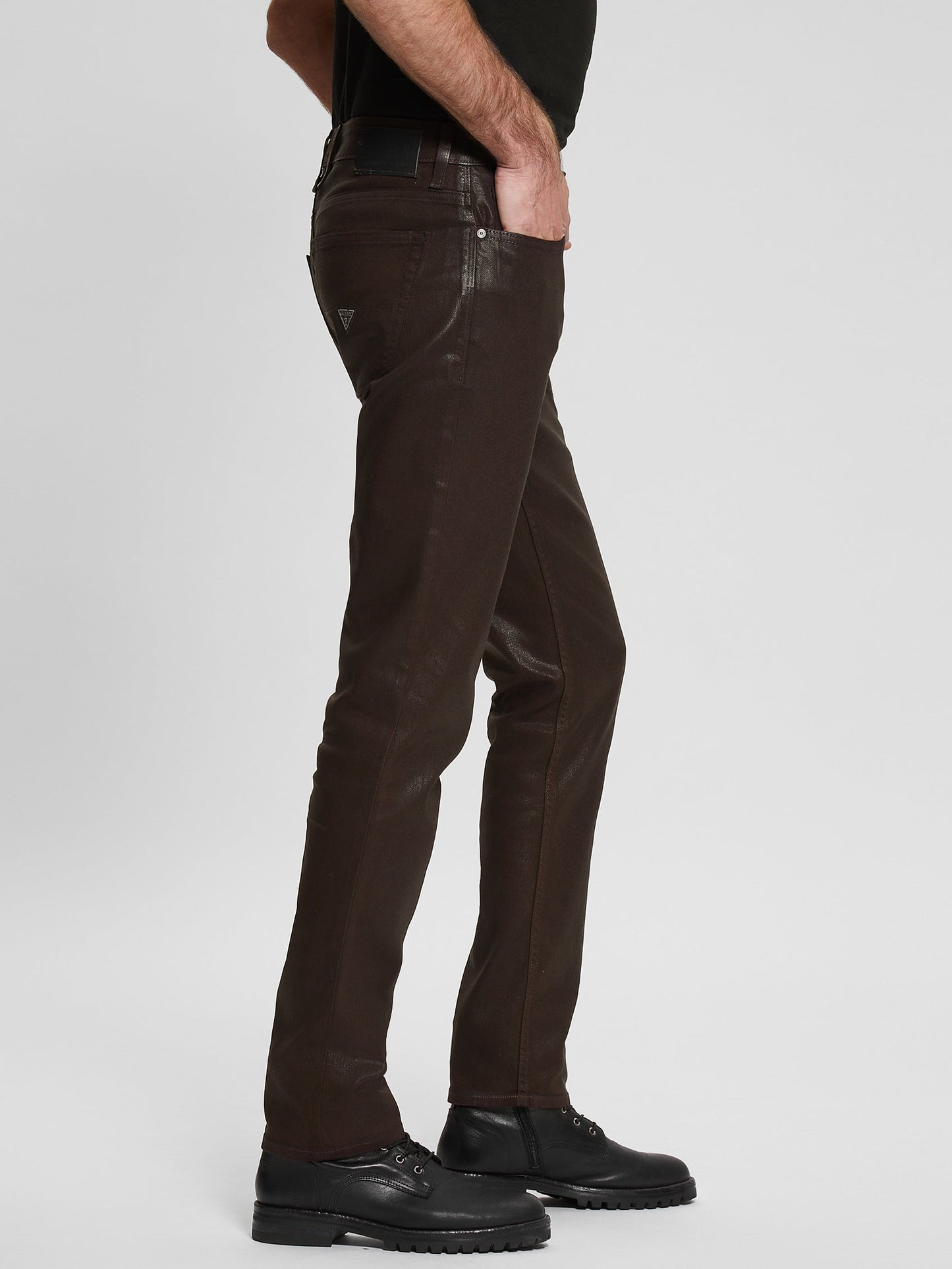 SLIM TAPERED