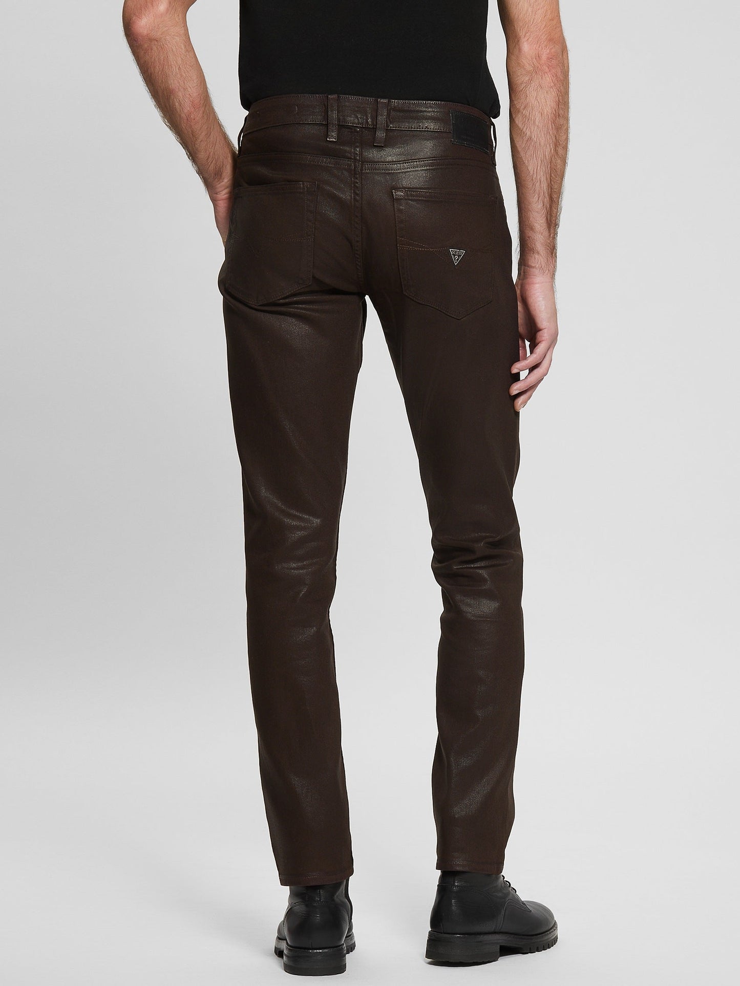SLIM TAPERED