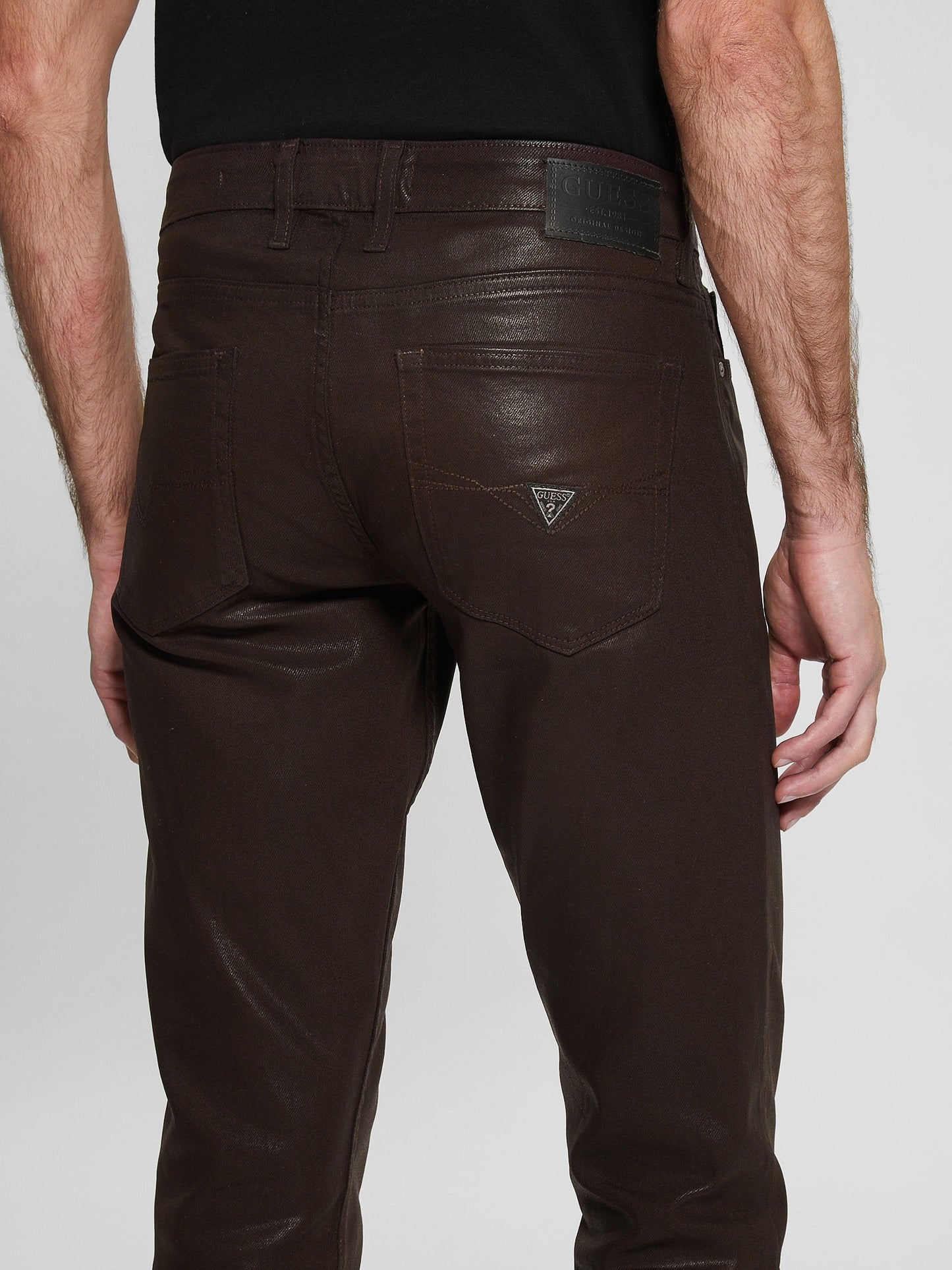SLIM TAPERED