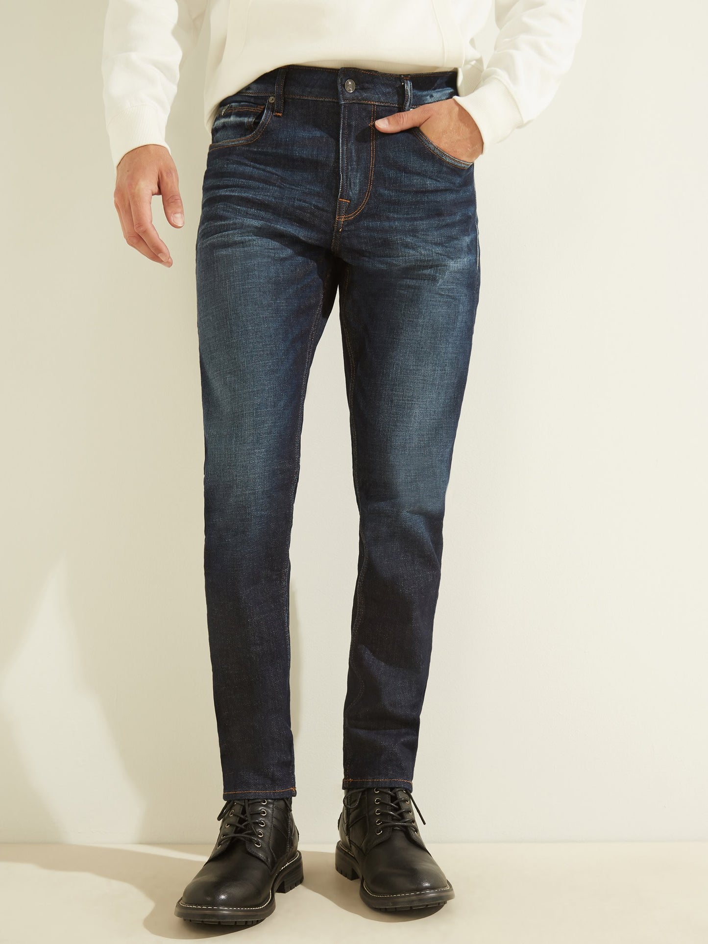 ATHLETIC TAPERED BASIC