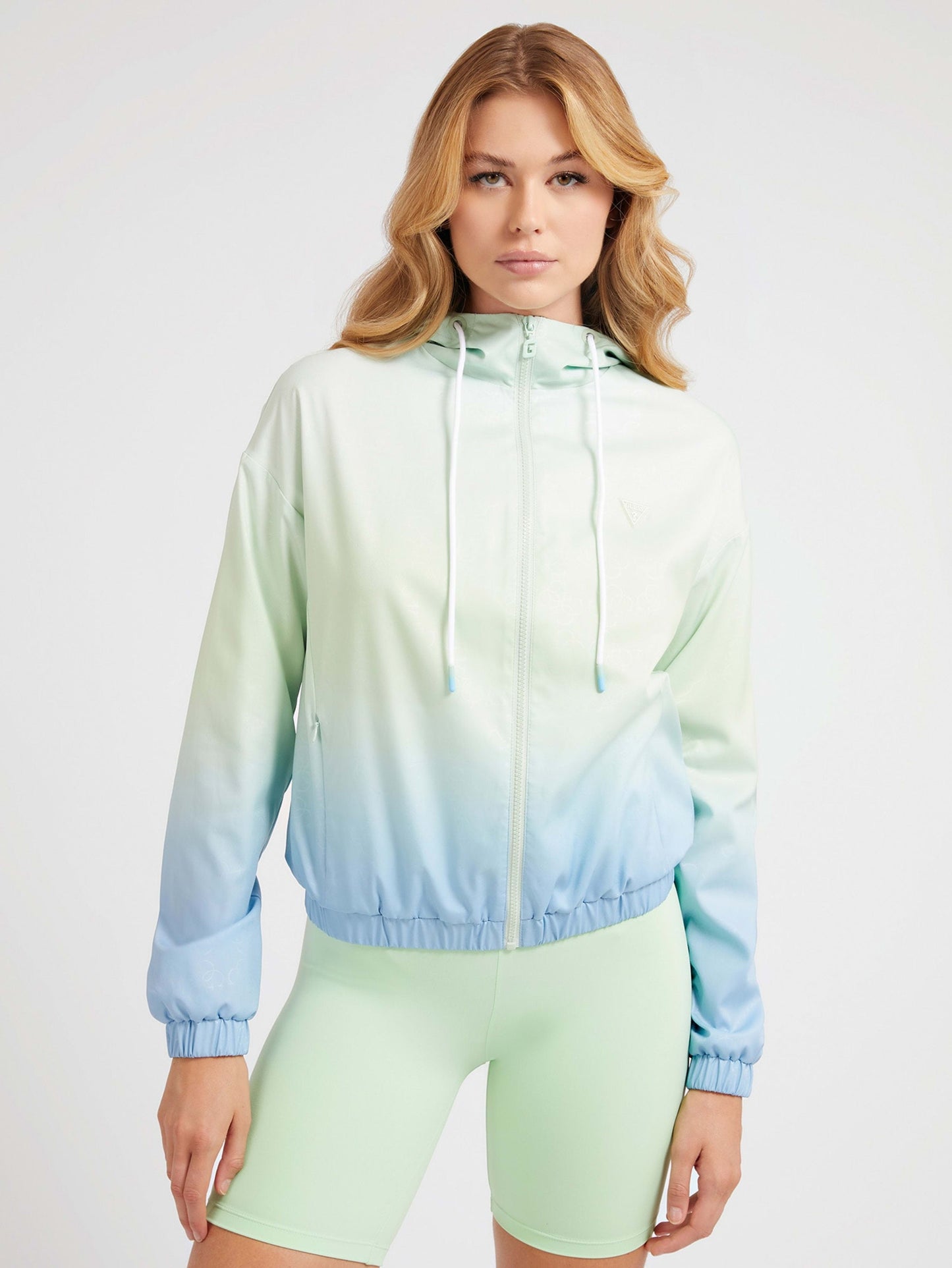 CLEMATIS WINDBREAKER