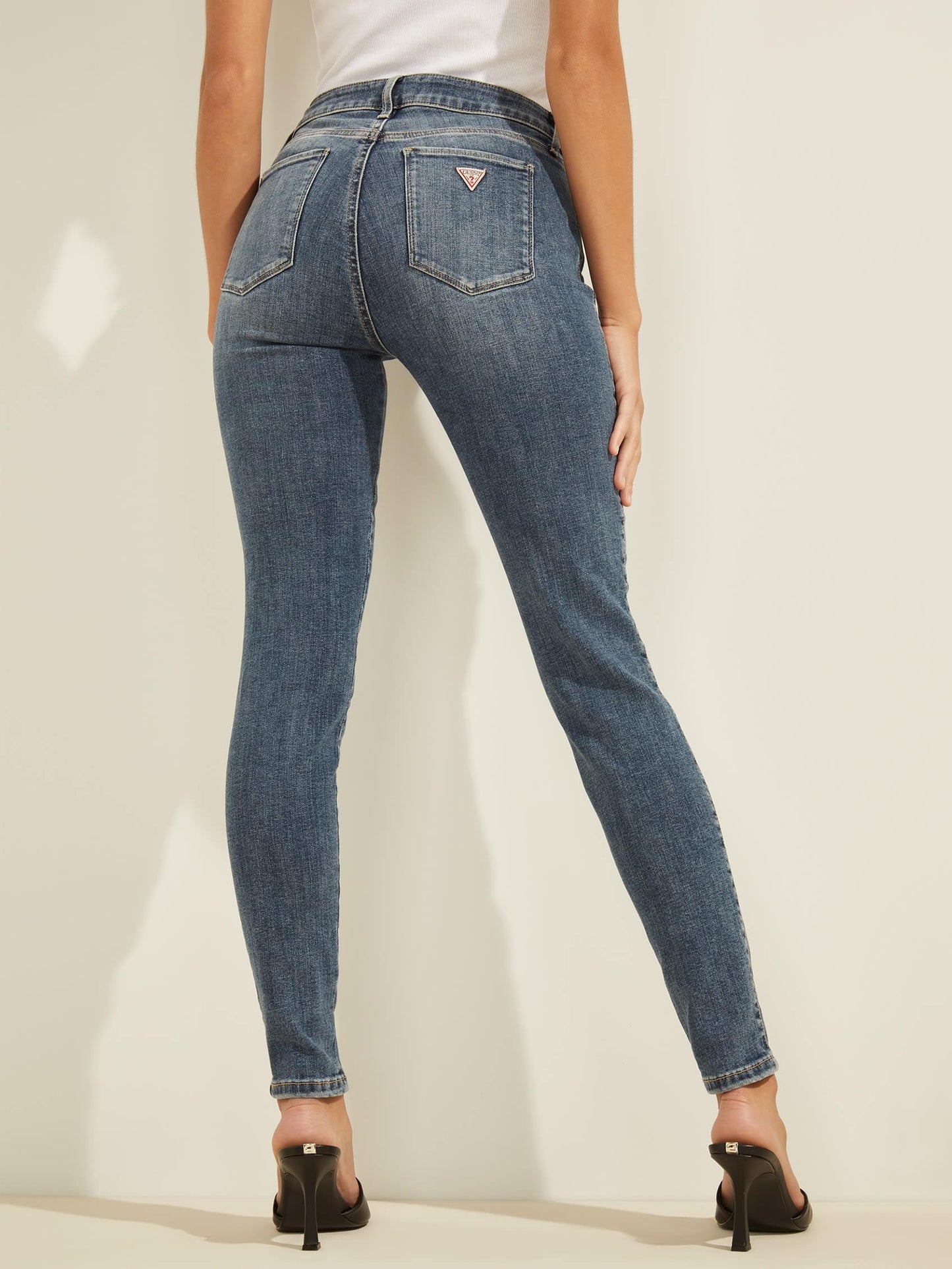 SEXY CURVE