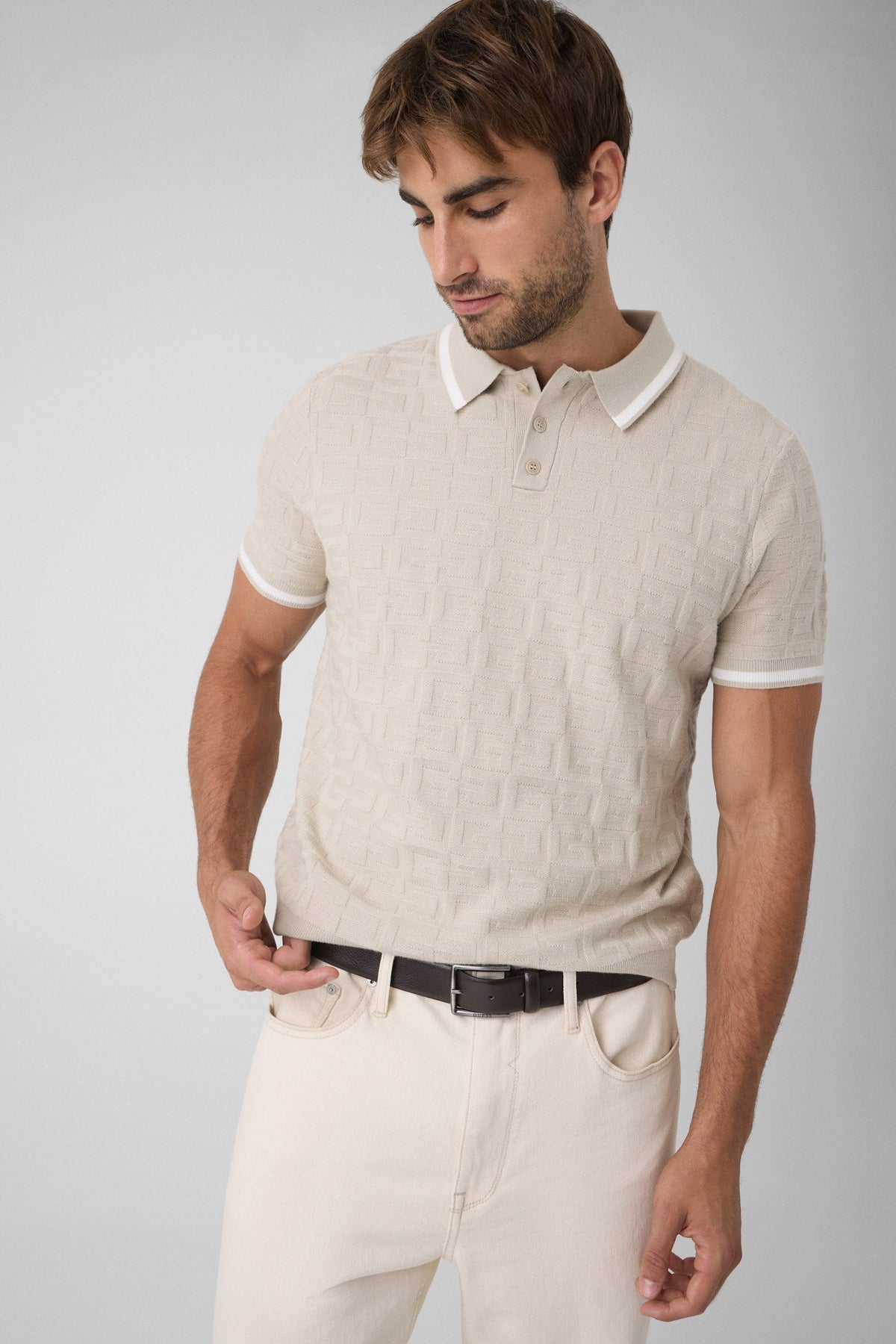 SS GUESS LOGO SMITH