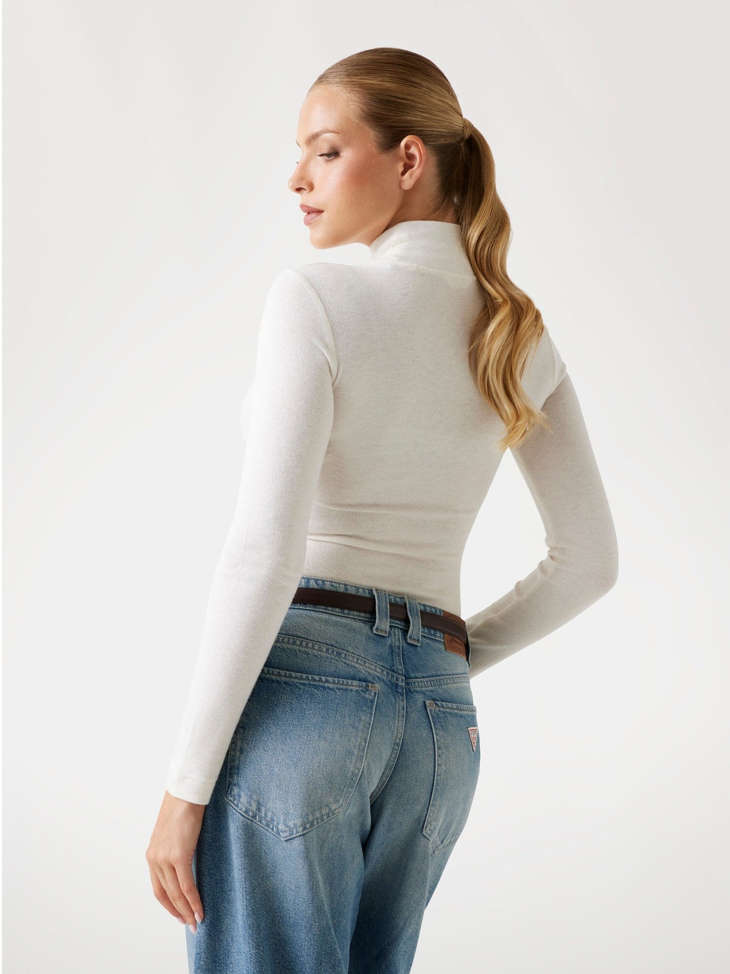 LS LICIA TURTLE NECK