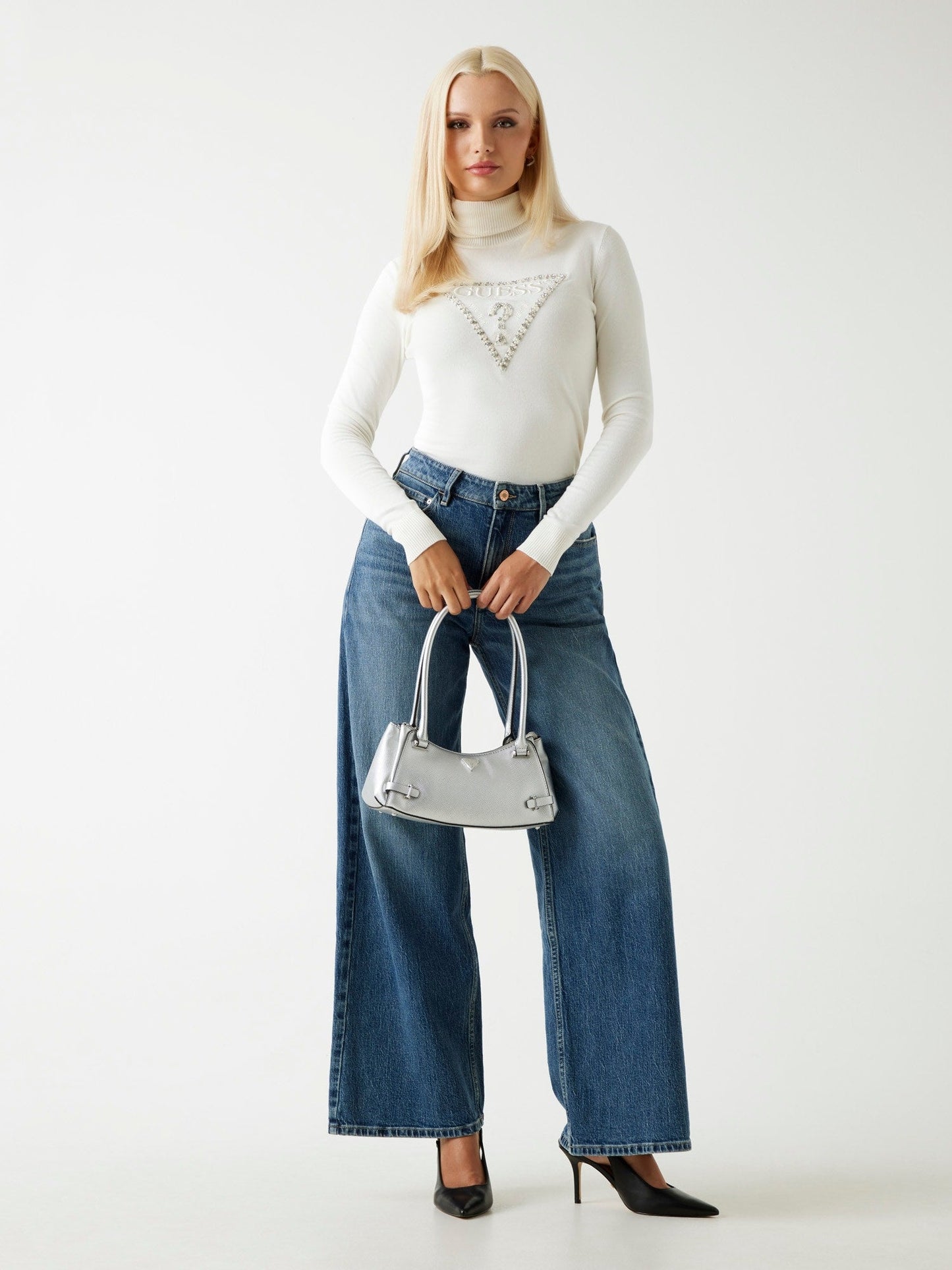 LS TN MELANIE TRIANG