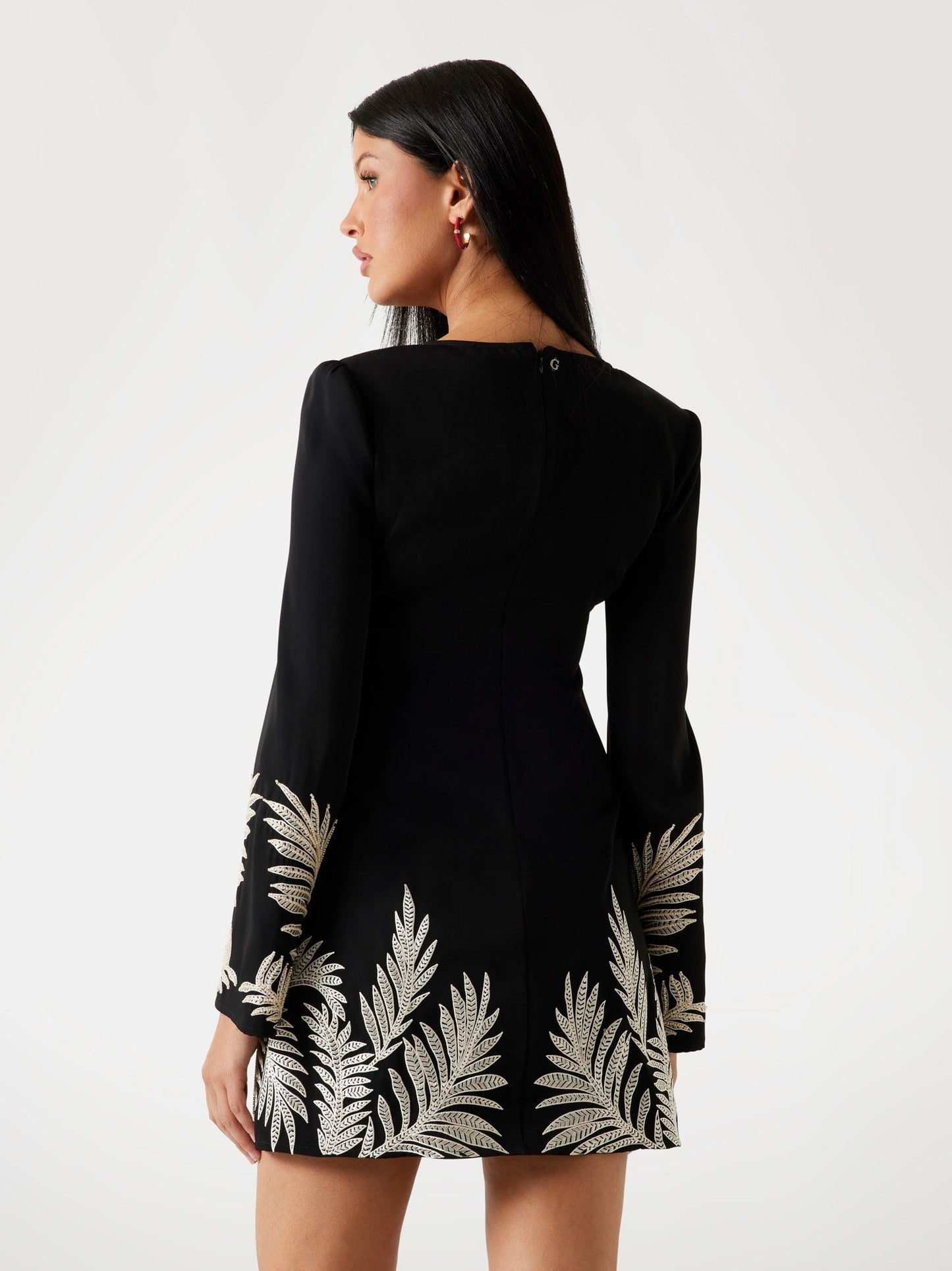 LS ANGELE PLACED MIN