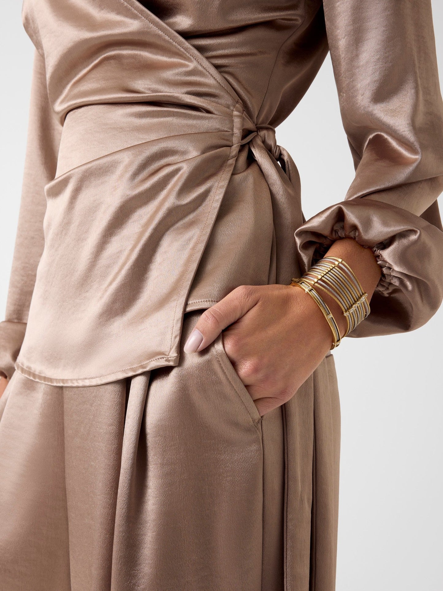 LS AVA SATIN WRAP TO