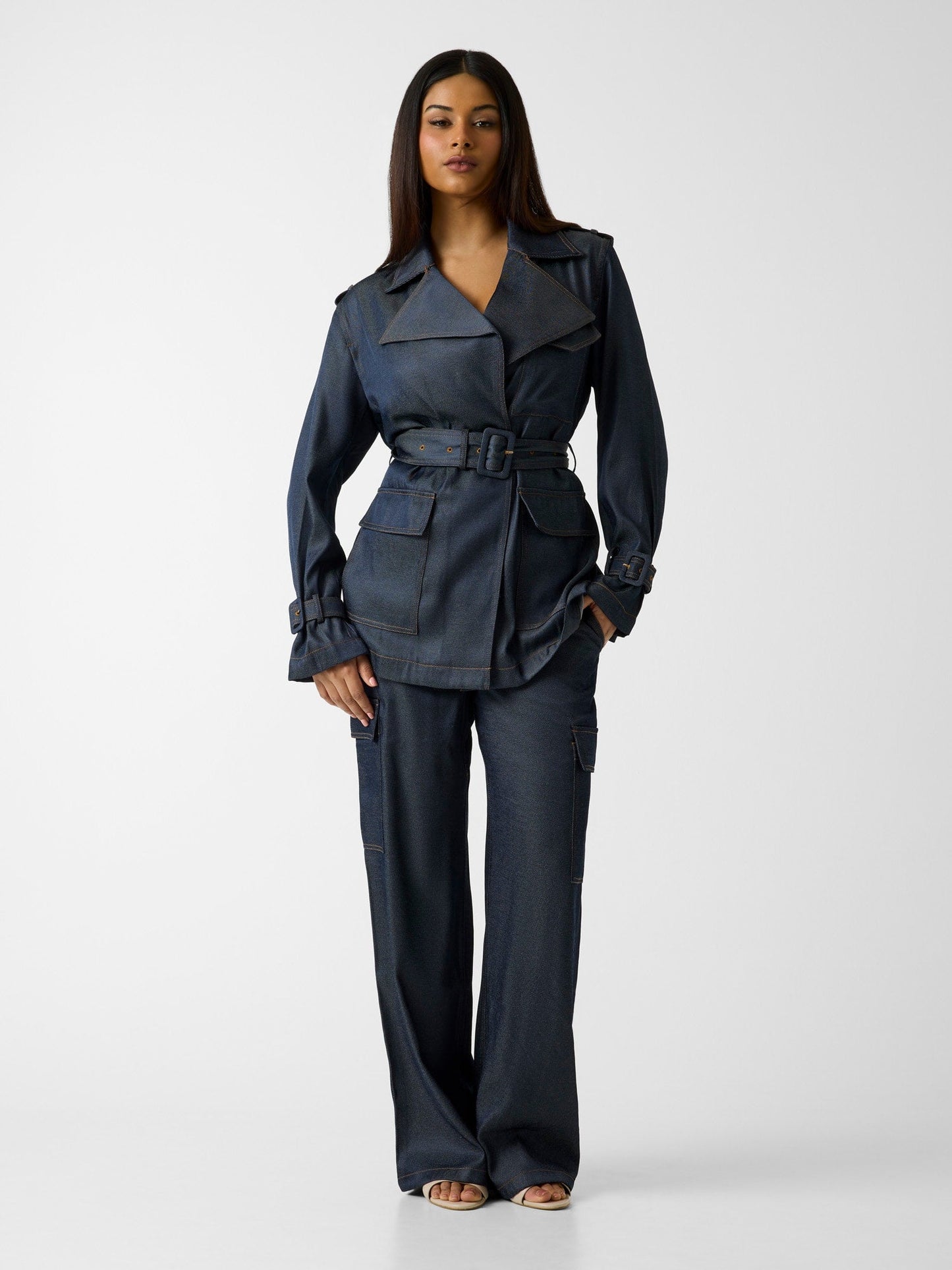 REGINE SHORT FLUID T