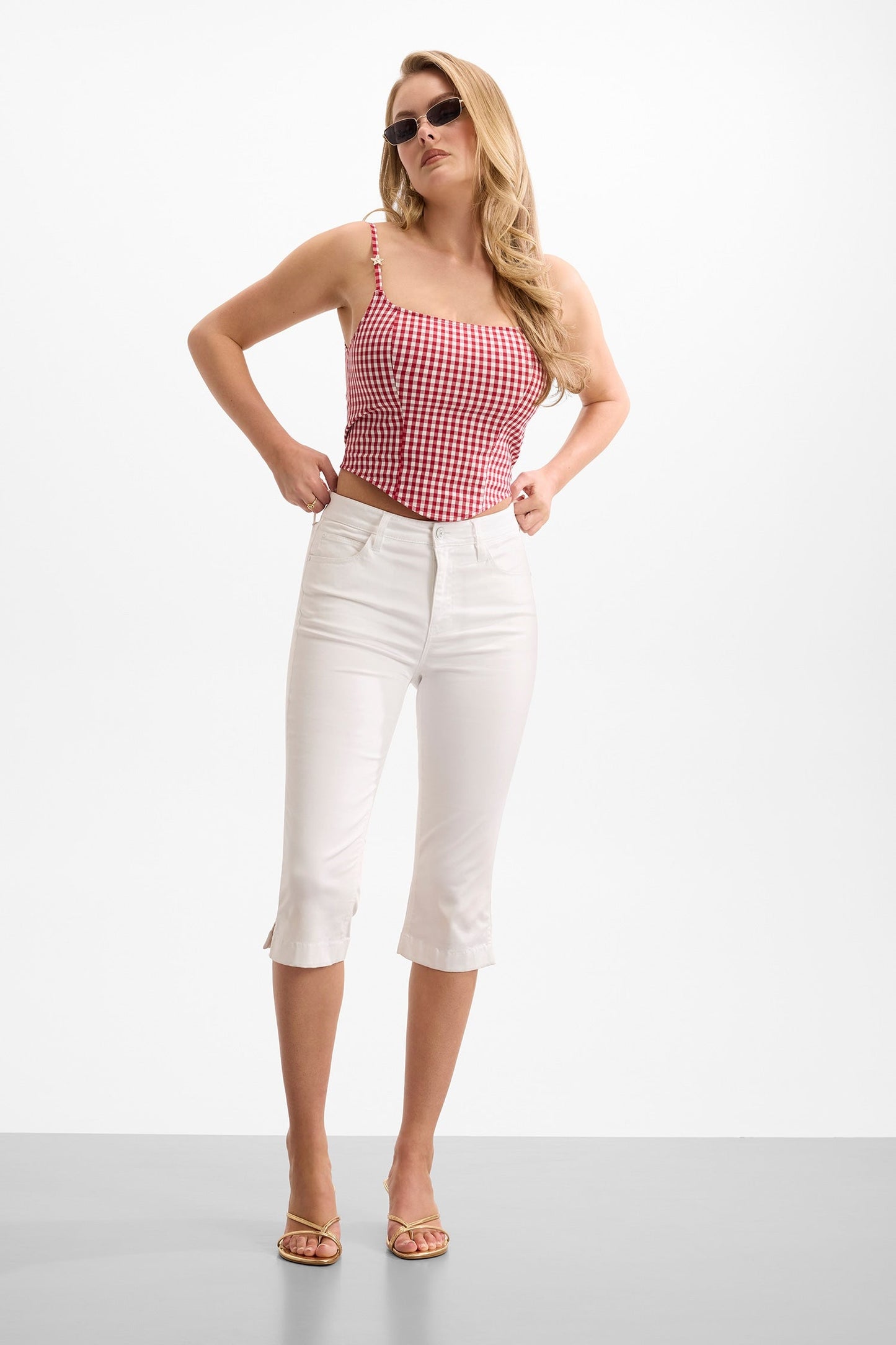 MARILYN BUSTIER VICH