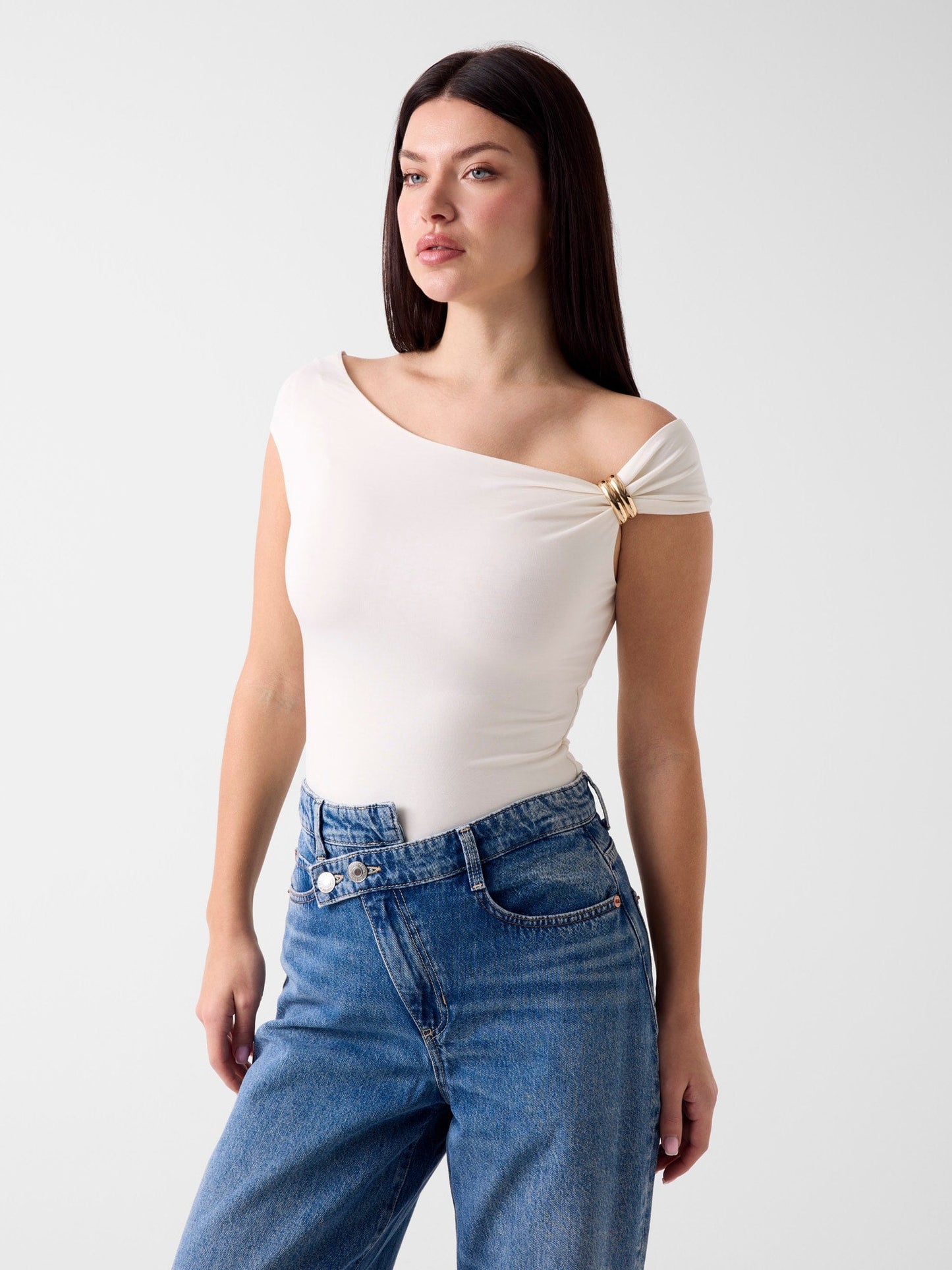 SS OFF SHOULDER SUNI