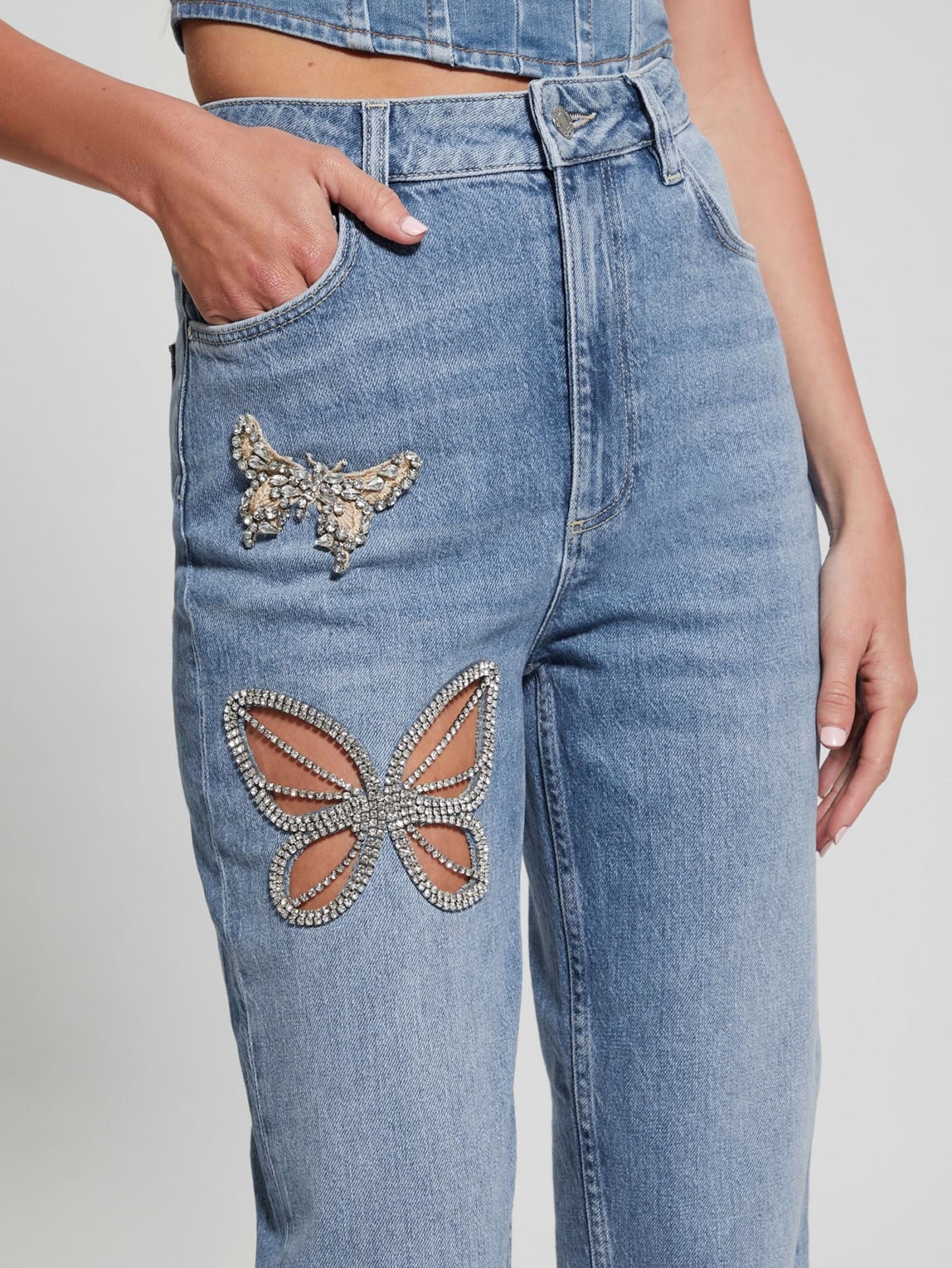 MOM JEAN BUTTERFLY